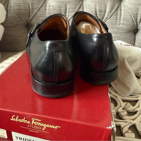 Salvatore Ferragamo Silver Buckle Black Leather Loafers Shoes Men’s 9 D main image 5